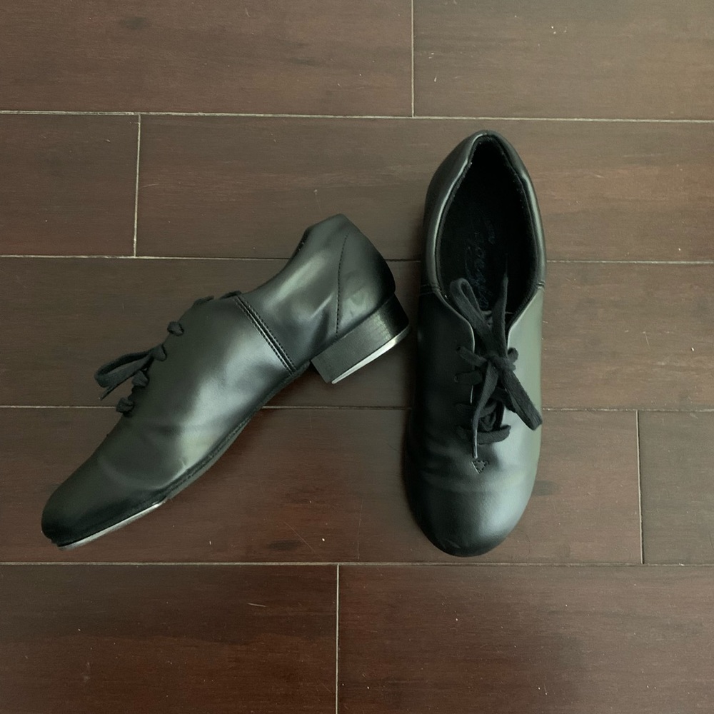 Capezio fluid tap shoes